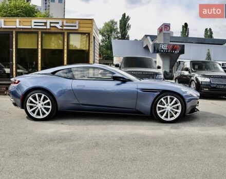 Синий Астон Мартин DB11, объемом двигателя 4 л и пробегом 20 тыс. км за 114999 $, фото 12 на Automoto.ua