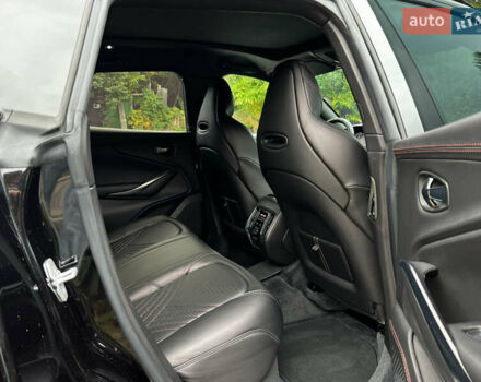 Астон Мартин DBX 2021 в Киеве на Automoto.ua Черный Астон Мартин DBX, объемом двигателя 3.98 л и пробегом 61 тыс. км за 135000 $, фото 20 на Automoto.ua