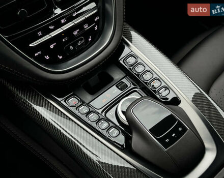 Астон Мартин DBX 2021 в Киеве на Automoto.ua Черный Астон Мартин DBX, объемом двигателя 3.98 л и пробегом 61 тыс. км за 135000 $, фото 15 на Automoto.ua