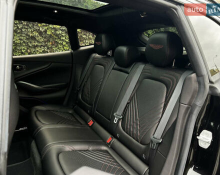 Астон Мартин DBX 2021 в Киеве на Automoto.ua Черный Астон Мартин DBX, объемом двигателя 3.98 л и пробегом 61 тыс. км за 135000 $, фото 23 на Automoto.ua