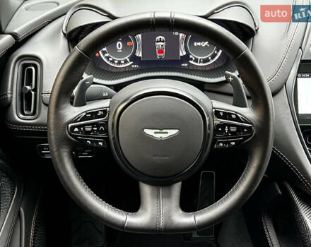 Черный Астон Мартин DBX, объемом двигателя 3.98 л и пробегом 63 тыс. км за 132000 $, фото 12 на Automoto.ua