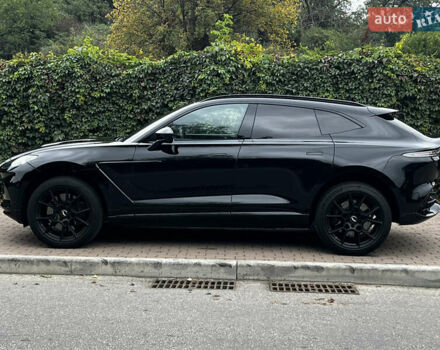 Астон Мартин DBX 2021 в Киеве на Automoto.ua Черный Астон Мартин DBX, объемом двигателя 3.98 л и пробегом 61 тыс. км за 135000 $, фото 3 на Automoto.ua