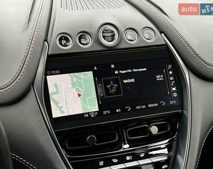 Астон Мартин DBX 2021 в Киеве на Automoto.ua Черный Астон Мартин DBX, объемом двигателя 3.98 л и пробегом 61 тыс. км за 135000 $, фото 13 на Automoto.ua