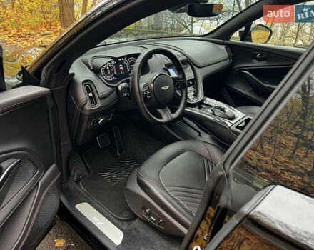 Черный Астон Мартин DBX, объемом двигателя 3.98 л и пробегом 63 тыс. км за 132000 $, фото 8 на Automoto.ua