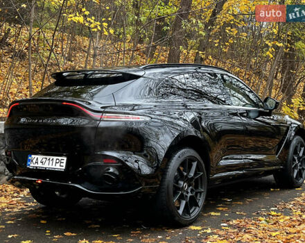 Черный Астон Мартин DBX, объемом двигателя 3.98 л и пробегом 63 тыс. км за 132000 $, фото 3 на Automoto.ua