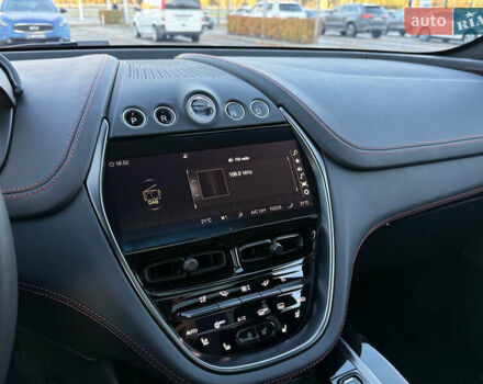 Черный Астон Мартин DBX, объемом двигателя 3.98 л и пробегом 2 тыс. км за 184999 $, фото 33 на Automoto.ua