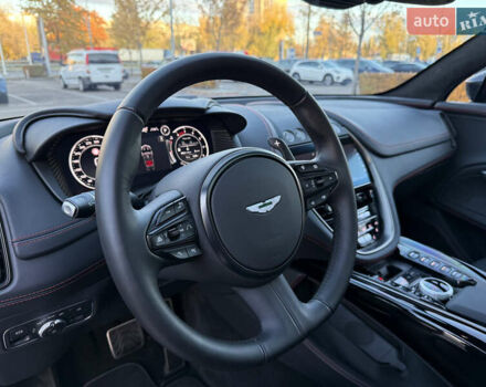 Черный Астон Мартин DBX, объемом двигателя 3.98 л и пробегом 2 тыс. км за 184999 $, фото 28 на Automoto.ua