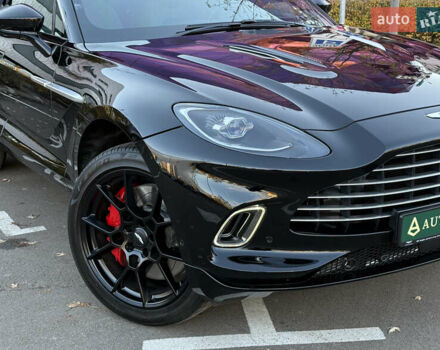Черный Астон Мартин DBX, объемом двигателя 3.98 л и пробегом 2 тыс. км за 184999 $, фото 3 на Automoto.ua