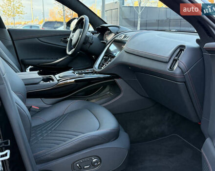 Черный Астон Мартин DBX, объемом двигателя 3.98 л и пробегом 2 тыс. км за 184999 $, фото 49 на Automoto.ua