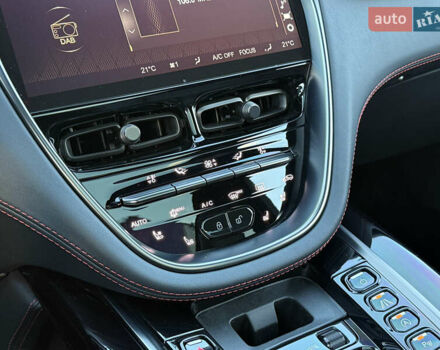 Черный Астон Мартин DBX, объемом двигателя 3.98 л и пробегом 2 тыс. км за 184999 $, фото 34 на Automoto.ua