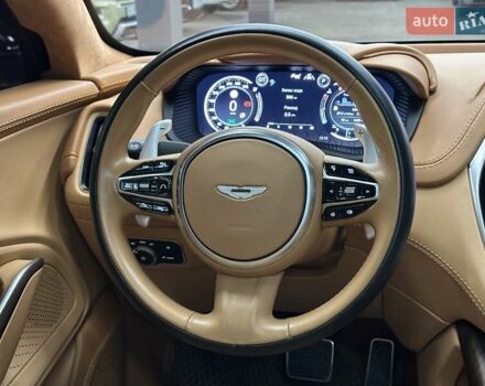 Астон Мартин DBX 2021 в Харькове на Automoto.ua Серый Астон Мартин DBX, объемом двигателя 3.98 л и пробегом 31 тыс. км за 163000 $, фото 17 на Automoto.ua