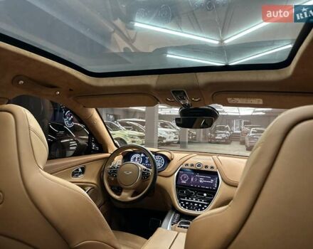 Астон Мартин DBX 2021 в Харькове на Automoto.ua Серый Астон Мартин DBX, объемом двигателя 3.98 л и пробегом 31 тыс. км за 163000 $, фото 15 на Automoto.ua