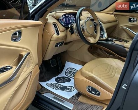 Астон Мартин DBX 2021 в Харькове на Automoto.ua Серый Астон Мартин DBX, объемом двигателя 3.98 л и пробегом 31 тыс. км за 163000 $, фото 19 на Automoto.ua