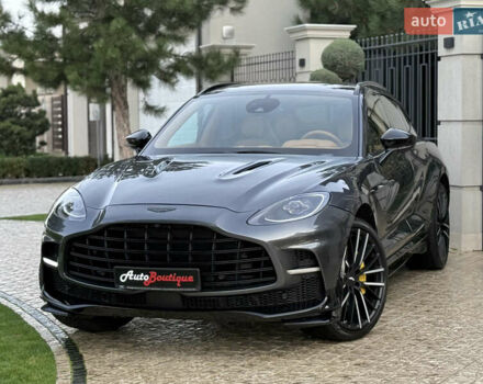 Серый Астон Мартин DBX 707, объемом двигателя 3.98 л и пробегом 11 тыс. км за 265000 $, фото 9 на Automoto.ua