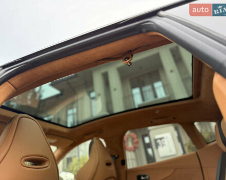 Серый Астон Мартин DBX 707, объемом двигателя 3.98 л и пробегом 11 тыс. км за 265000 $, фото 49 на Automoto.ua