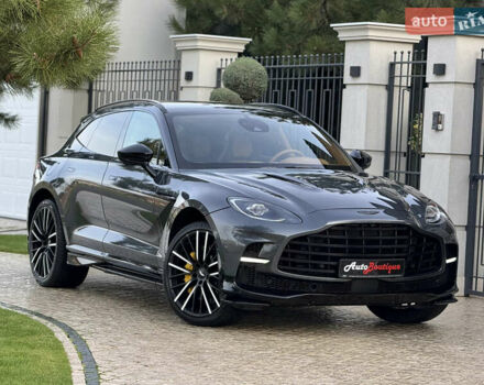 Серый Астон Мартин DBX 707, объемом двигателя 3.98 л и пробегом 11 тыс. км за 265000 $, фото 34 на Automoto.ua
