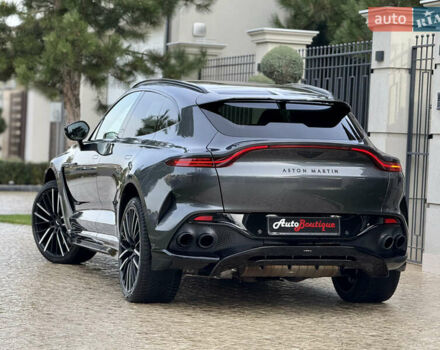 Серый Астон Мартин DBX 707, объемом двигателя 3.98 л и пробегом 11 тыс. км за 265000 $, фото 21 на Automoto.ua