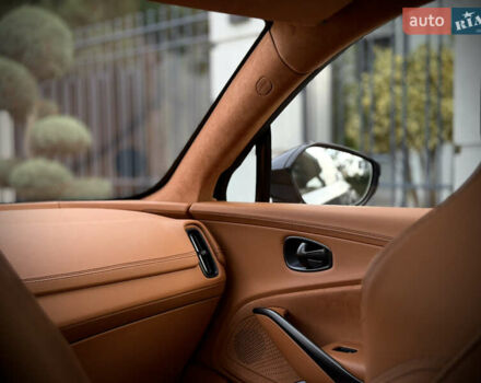 Серый Астон Мартин DBX 707, объемом двигателя 3.98 л и пробегом 11 тыс. км за 265000 $, фото 60 на Automoto.ua