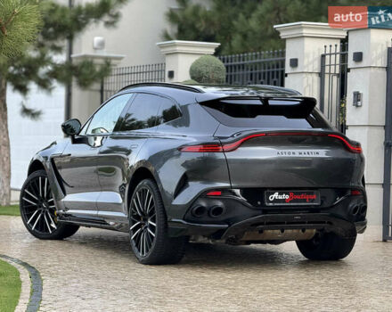 Серый Астон Мартин DBX 707, объемом двигателя 3.98 л и пробегом 11 тыс. км за 265000 $, фото 15 на Automoto.ua