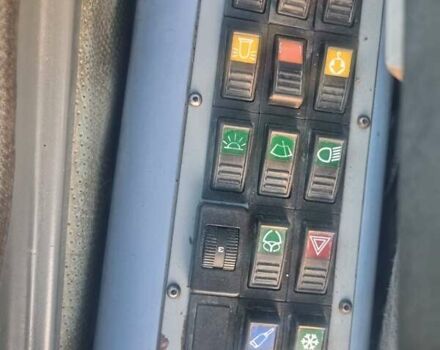 Жовтий Атлас 1404, об'ємом двигуна 4.2 л та пробігом 16 тис. км за 28000 $, фото 17 на Automoto.ua
