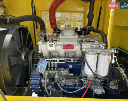 Желтый Атлас 230, объемом двигателя 4.8 л и пробегом 0 тыс. км за 23000 $, фото 17 на Automoto.ua