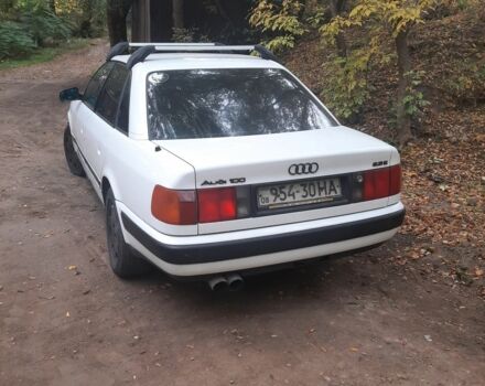 Белый Ауди 100, объемом двигателя 2.3 л и пробегом 200 тыс. км за 1509 $, фото 2 на Automoto.ua