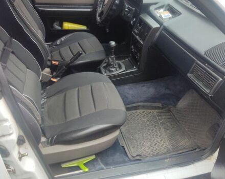 Белый Ауди 100, объемом двигателя 1.8 л и пробегом 380 тыс. км за 1300 $, фото 4 на Automoto.ua