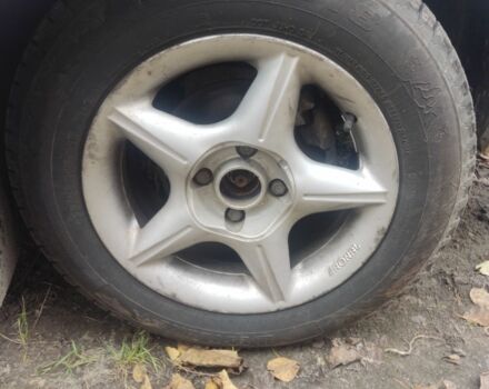 Белый Ауди 100, объемом двигателя 1.8 л и пробегом 380 тыс. км за 1300 $, фото 3 на Automoto.ua