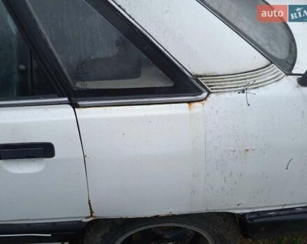 Белый Ауди 100, объемом двигателя 2 л и пробегом 350 тыс. км за 750 $, фото 8 на Automoto.ua