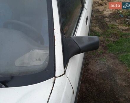 Белый Ауди 100, объемом двигателя 2 л и пробегом 350 тыс. км за 750 $, фото 2 на Automoto.ua