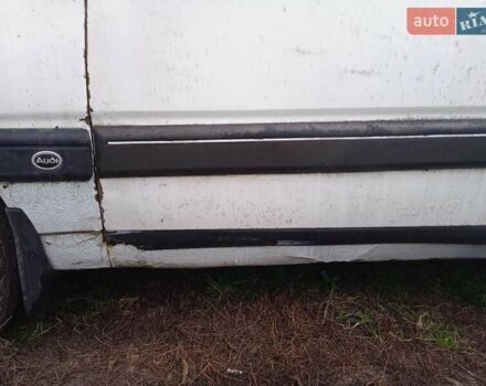 Белый Ауди 100, объемом двигателя 2 л и пробегом 350 тыс. км за 750 $, фото 4 на Automoto.ua