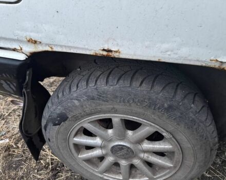 Белый Ауди 100, объемом двигателя 2 л и пробегом 400 тыс. км за 700 $, фото 6 на Automoto.ua
