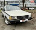 Белый Ауди 100, объемом двигателя 2 л и пробегом 249 тыс. км за 690 $, фото 2 на Automoto.ua