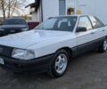 Белый Ауди 100, объемом двигателя 2 л и пробегом 200 тыс. км за 800 $, фото 1 на Automoto.ua