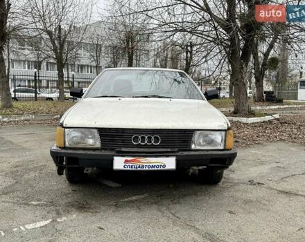 Белый Ауди 100, объемом двигателя 2 л и пробегом 249 тыс. км за 690 $, фото 6 на Automoto.ua
