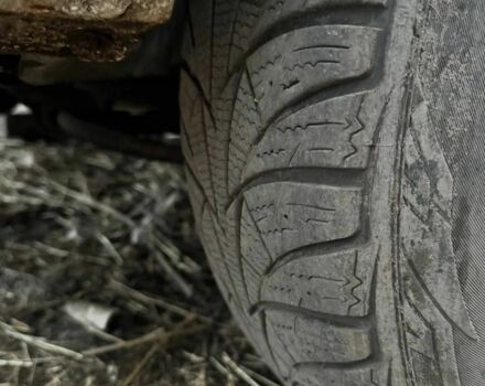 Белый Ауди 100, объемом двигателя 2 л и пробегом 400 тыс. км за 700 $, фото 5 на Automoto.ua