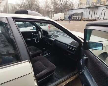 Білий Ауді 100, об'ємом двигуна 2.1 л та пробігом 340 тис. км за 1200 $, фото 6 на Automoto.ua