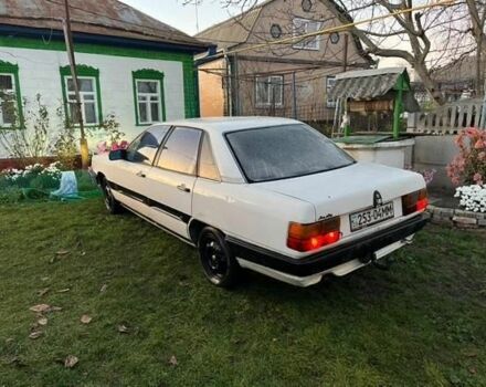 Белый Ауди 100, объемом двигателя 1.8 л и пробегом 3 тыс. км за 781 $, фото 4 на Automoto.ua