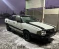 Белый Ауди 100, объемом двигателя 1.8 л и пробегом 300 тыс. км за 650 $, фото 1 на Automoto.ua