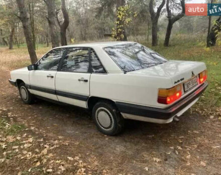Белый Ауди 100, объемом двигателя 1.8 л и пробегом 200 тыс. км за 1850 $, фото 9 на Automoto.ua