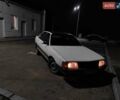 Белый Ауди 100, объемом двигателя 1.8 л и пробегом 350 тыс. км за 1150 $, фото 6 на Automoto.ua
