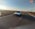 Белый Ауди 100, объемом двигателя 1.8 л и пробегом 350 тыс. км за 1150 $, фото 1 на Automoto.ua