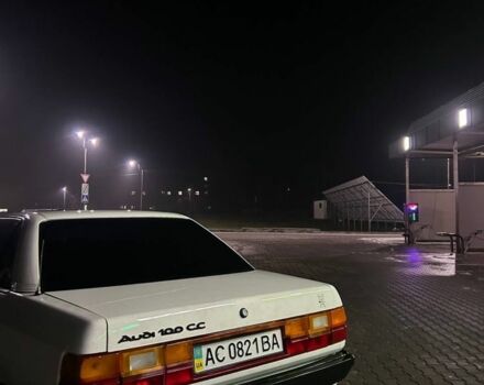 Білий Ауді 100, об'ємом двигуна 2.2 л та пробігом 401 тис. км за 1700 $, фото 3 на Automoto.ua