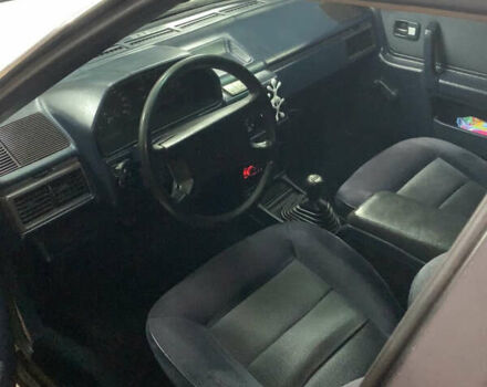 Білий Ауді 100, об'ємом двигуна 2.2 л та пробігом 401 тис. км за 1700 $, фото 5 на Automoto.ua