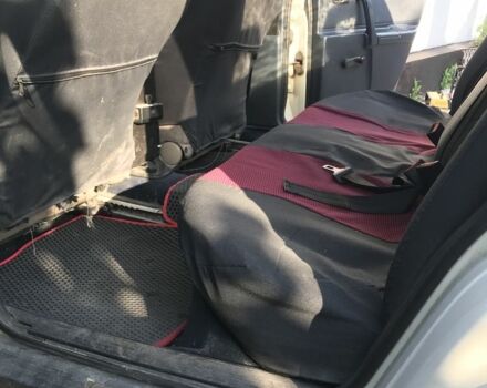 Белый Ауди 100, объемом двигателя 1.8 л и пробегом 285 тыс. км за 850 $, фото 5 на Automoto.ua