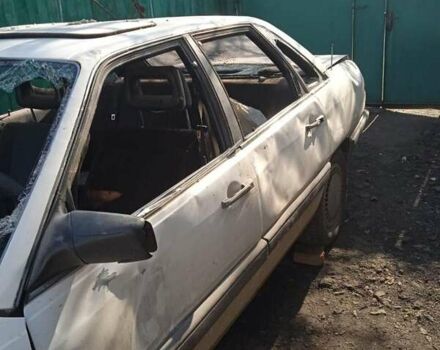 Белый Ауди 100, объемом двигателя 0 л и пробегом 256 тыс. км за 479 $, фото 3 на Automoto.ua