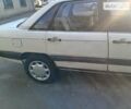 Белый Ауди 100, объемом двигателя 1.8 л и пробегом 300 тыс. км за 850 $, фото 4 на Automoto.ua