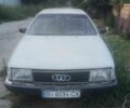 Белый Ауди 100, объемом двигателя 0 л и пробегом 200 тыс. км за 561 $, фото 1 на Automoto.ua