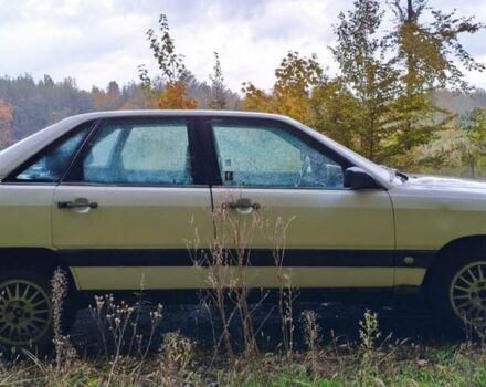 Белый Ауди 100, объемом двигателя 1.8 л и пробегом 450 тыс. км за 1800 $, фото 3 на Automoto.ua