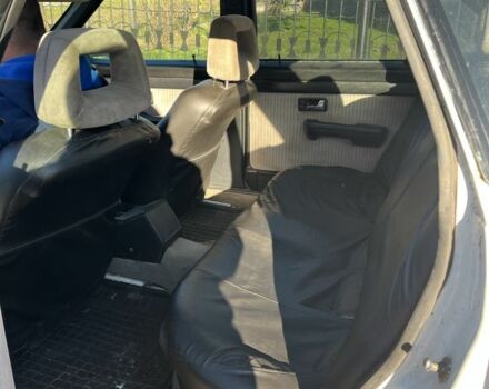 Белый Ауди 100, объемом двигателя 2.3 л и пробегом 300 тыс. км за 470 $, фото 3 на Automoto.ua